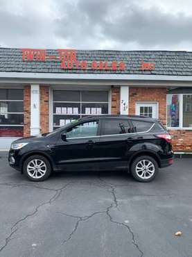 2017 Ford Escape SE AWD - cars & trucks - by dealer - vehicle... for sale in North Tonawanda, NY