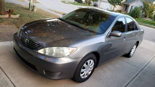2006 TOYOTA CAMRY LE - cars & trucks - by owner - vehicle automotive... for sale in Plainfield, IN