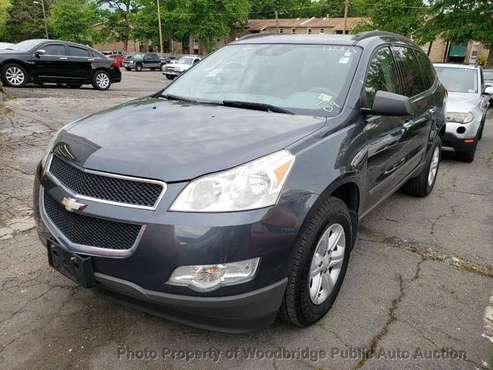 2009 Chevrolet Traverse FWD 4dr LS Gray - - by for sale in Woodbridge, District Of Columbia