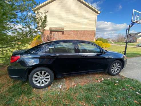 2013 Chrysler 200 LX - cars & trucks - by owner - vehicle automotive... for sale in Mason, OH