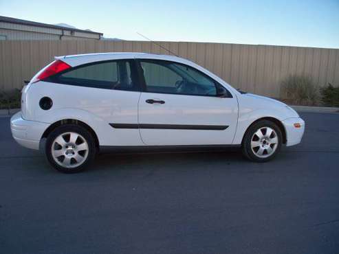 2001 Ford Focus ZX3 HB - cars & trucks - by dealer - vehicle... for sale in Colorado Springs, CO