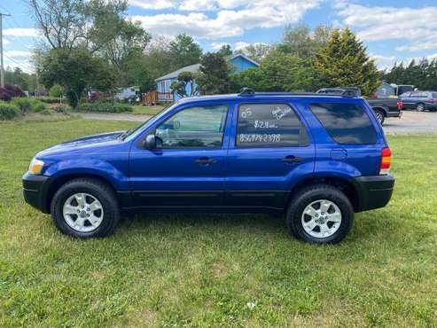 05 Ford Escape XLT for sale in Vineland , NJ