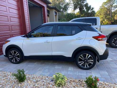 Nissan Kicks 2019 - cars & trucks - by owner - vehicle automotive sale for sale in North Port, FL