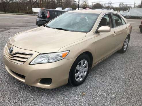 2011 Toyota Camry LE Very Nice - cars & trucks - by dealer - vehicle... for sale in Dearing, TN