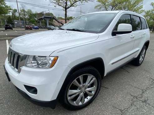 2013 Jeep Grand Cherokee Laredo X Sport Utility 4D Drive Today! for sale in East Northport, NY