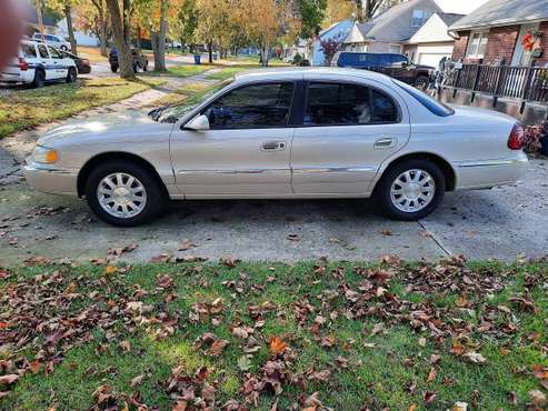 2001 LINCOLN CONTINENTAL - cars & trucks - by owner - vehicle... for sale in New haven, IN