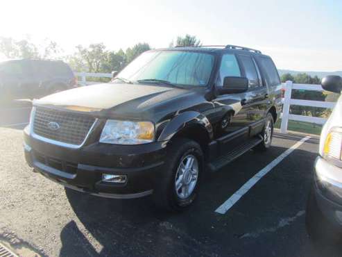 2006 Ford Expedition XLT 4x4 *3rd row seat* (RED HILL AUTO SALES) for sale in Newport, PA
