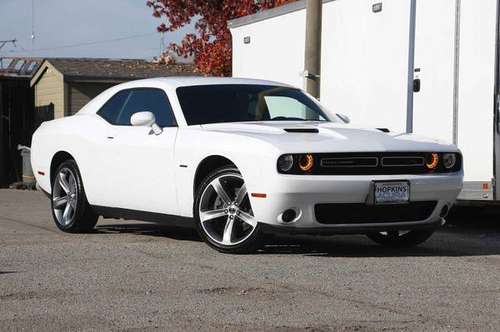 2015 Dodge Challenger R/T 2D Coupe 2015 Dodge Challenger White 5.7L... for sale in Redwood City, CA