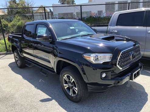 NEW 2019 TOYOTA TACOMA TRD SPORT (SHORTBED) (DOUBLE CAB) 4X4 BLACK for sale in Burlingame, CA