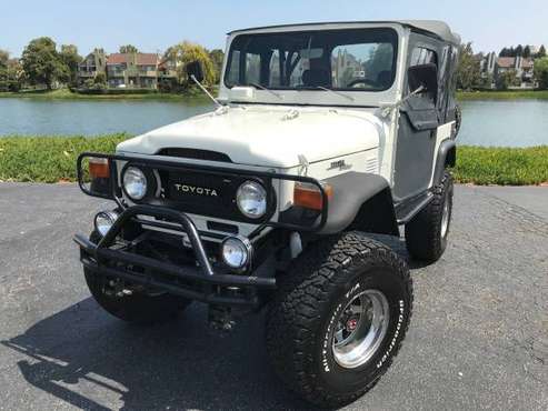 1975 TOYOTA FJ40 / RECENTLY RESTORED / CLEAN TITLE / 4-SPEED MANUAL / for sale in San Mateo, CA