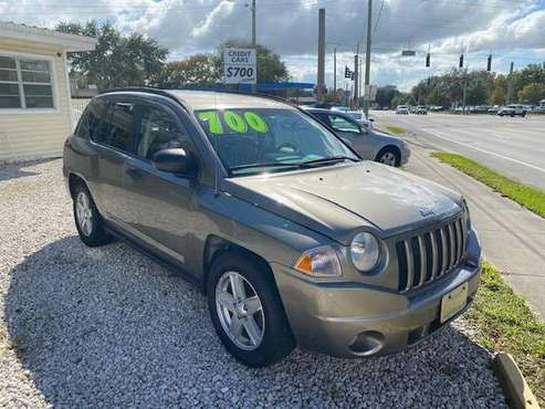 JEEP COMPASS - cars & trucks - by dealer - vehicle automotive sale for sale in Gainesville, FL
