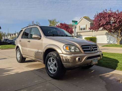 2004 Mercedes Benz ML350 ML SUV for sale in Bloomington, IL