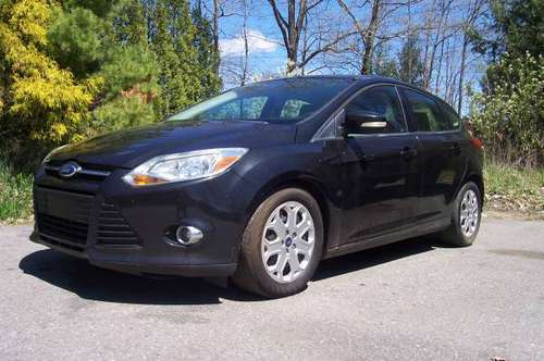 2012 FORD FOCUS SE only 92, 000 miles INSPECTED INSPECTED - cars & for sale in Londonderry, NH