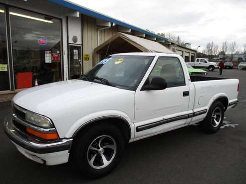 1998 CHEVY S10 - cars & trucks - by dealer - vehicle automotive sale for sale in Longview, OR