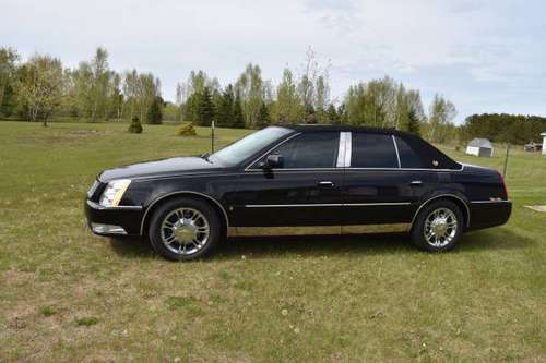 REDUCED $6K - ONE-OF-A-KIND CLASSIC CADILLAC DTS PLATINUM GOLD VINTAGE for sale in Ontonagon, WI