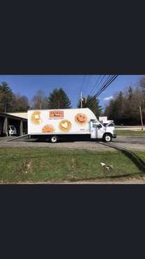 18 Box Truck for sale in Spruce Pine, NC