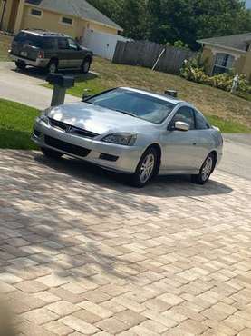 2007 honda accord, Looking for trade, manual trans sedan - cars & for sale in Port Saint Lucie, FL
