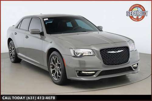 2017 CHRYSLER 300 S 4dr Car for sale in Amityville, NY