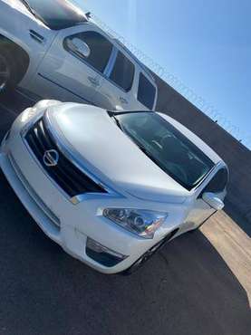 2015 nissan altima - cars & trucks - by owner - vehicle automotive... for sale in El Mirage, AZ