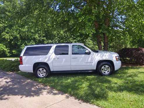 Chevy Suburban 2011 - cars & trucks - by owner - vehicle automotive... for sale in Belews Creek, NC