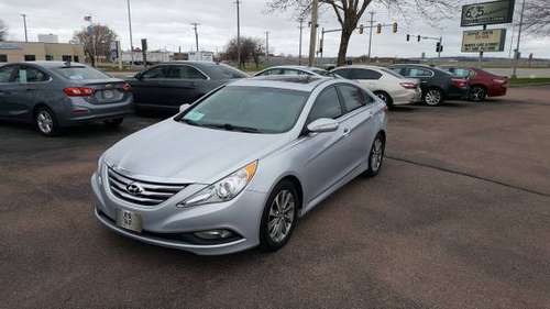 SMOOTH RIDE! Check out this 2014 Hyundai Sonata Limited - cars & for sale in Sioux Falls, SD
