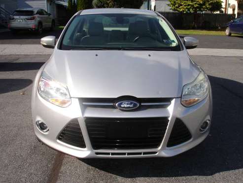 2012 Ford Focus SEL Sedan - cars & trucks - by dealer - vehicle... for sale in New Cumberland, PA