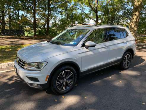 2018 Volkswagen Tiguan 2.0T SEL 4Motion AWD - cars & trucks - by... for sale in Jersey City, NJ