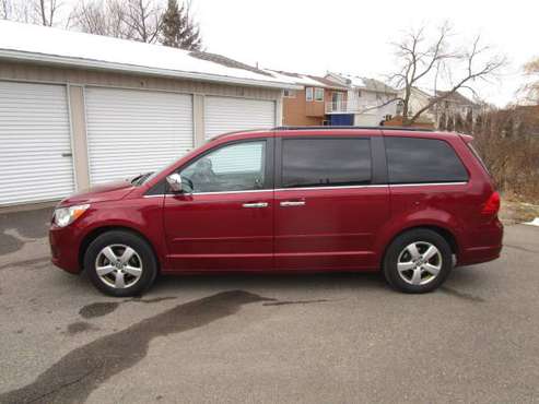 2011 volkswagen routan 119xxx miles new tires - cars & trucks - by... for sale in Montrose, MN