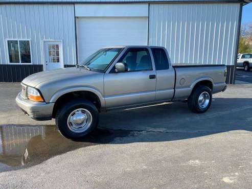 2001 GMC Sonoma SLS 2dr Extended Cab 4WD SB 1 Country Dealer-SEE for sale in Ponca, NE
