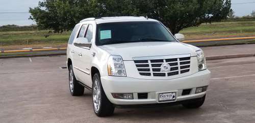 2011 CADILLAC ESCALADE - cars & trucks - by owner - vehicle... for sale in Houston, TX