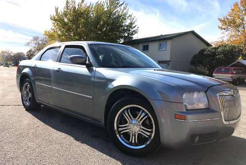 2007 Chrysler 300! *Very clean* for sale in Fargo, ND