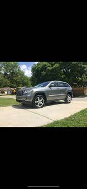 FAST 2012 Jeep Grand Cherokee - cars & trucks - by owner - vehicle... for sale in Ocala, FL