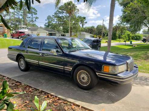 1993 Lincoln Town Car for sale in Sebastian, FL