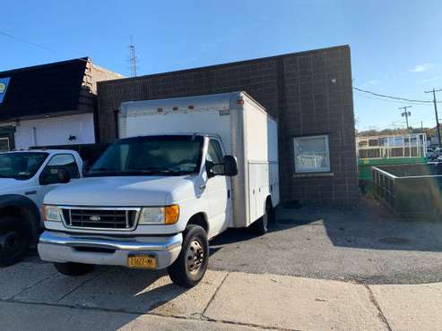 Utility box truck E 350 for sale in West Babylon, NY