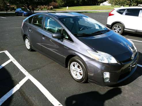 2011 Toyota Prius Hybrid - cars & trucks - by owner - vehicle... for sale in Lebanon, PA