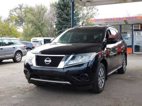 2013 Nissan Pathfinder SV 4dr SUV FAMILY OWNED AND OPERATED - cars &... for sale in Lakewood, CO