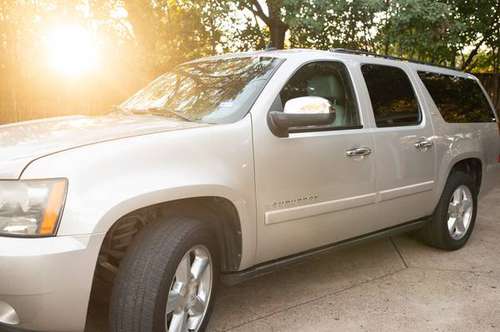 2007 Chevy Suburban LTZ - cars & trucks - by owner - vehicle... for sale in Dallas, TX