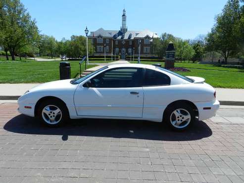 2005 Pontiac Sunfire Rust Free Southern Owned 107, 302 Miles for sale in Carmel, IN