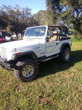 1993 jeep wrangler - cars & trucks - by owner - vehicle automotive... for sale in Venice, FL