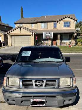 2000 Nissan Frontier King Cab Pickup 2D Gray - cars & trucks - by... for sale in Patterson, CA