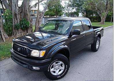impecable model Toyota TacomaO1 - cars & trucks - by owner - vehicle... for sale in Dallas, TX
