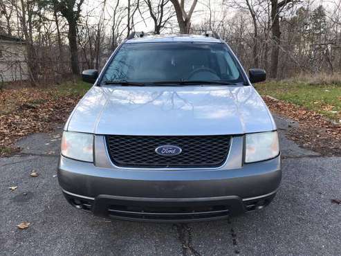 2005 Ford Freestyle - cars & trucks - by owner - vehicle automotive... for sale in North Evans, NY