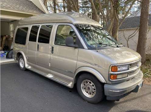 2000 Chevy Express for sale in North Haven, CT