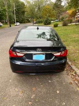 2011 Hyundai Sonata - cars & trucks - by owner - vehicle automotive... for sale in Port Jefferson, NY