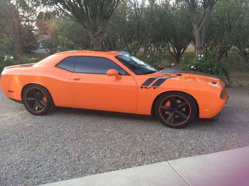 Dodge Challenger R/T - cars & trucks - by owner - vehicle automotive... for sale in Tracy, CA