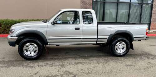 2001 TOYOTA TACOMA XTRACAB Pre-runner, excellent condition, only for sale in Portland, OR