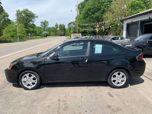 2009 Ford Focus SE Coupe 2-Door - - by dealer for sale in Dayton, OH