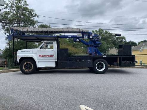 65’ Skyhook truck for sale in Asheville, NC