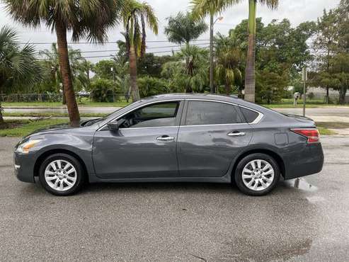 2014 NISSAN ALTIMA 2.5 S - cars & trucks - by owner - vehicle... for sale in West Palm Beach, FL
