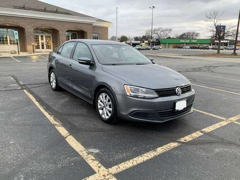 2012 VW JETTA SE - cars & trucks - by owner - vehicle automotive sale for sale in milwaukee, WI
